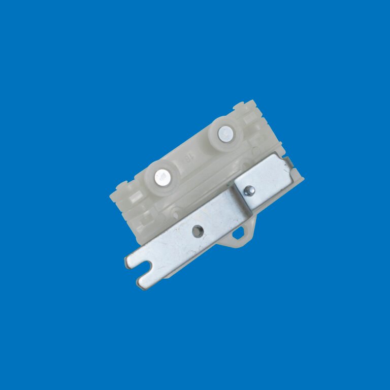 Master Carrier for Exposed Baton – Right Hand 6 Wheel